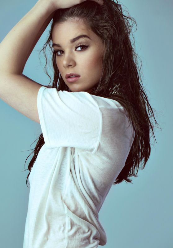 Hailee Steinfeld
