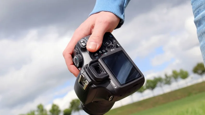 Top 7 Different Types of Cameras Used for Photography in 2024